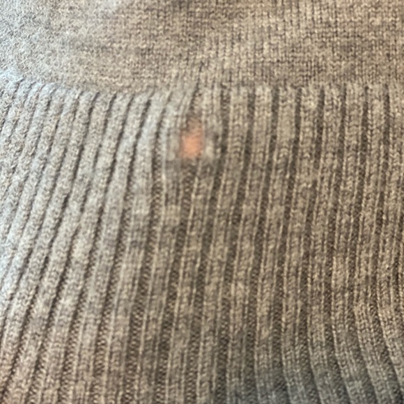 Banana Republic Extra Fine Italian Merino Cardigan - Picture 5 of 8